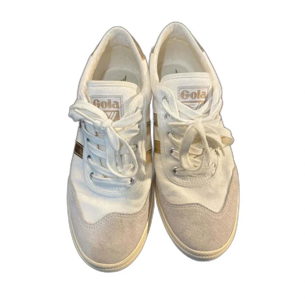Gola Classics Women's Badminton Sneakers in Off White/Gold, US 9
